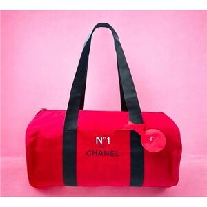 No 1 DE Channel Red/Black Travel Bag NWOT